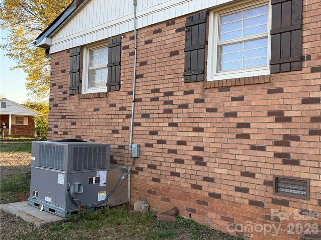 2205 Brookneal Drive, Gastonia, NC 28054