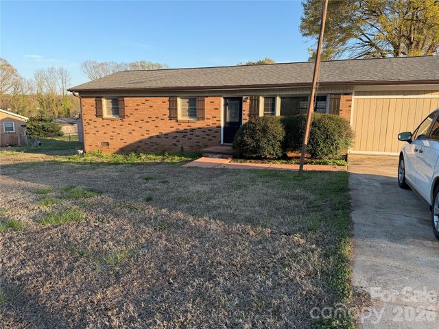 2205 Brookneal Drive, Gastonia, NC 28054