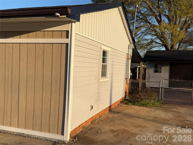 2205 Brookneal Drive, Gastonia, NC 28054