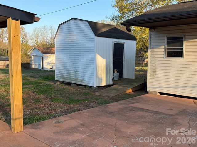 2205 Brookneal Drive, Gastonia, NC 28054