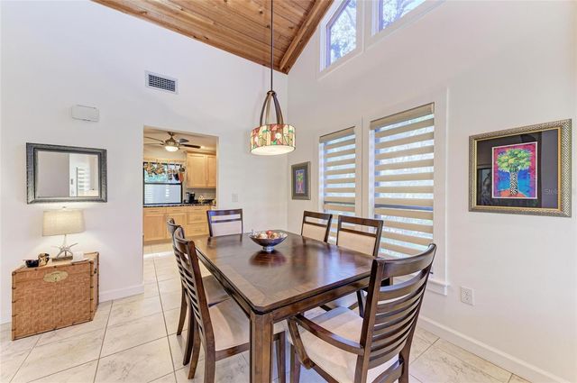 7921 4TH AVENUE W, Bradenton, FL 34209