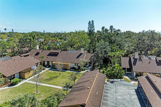 7921 4TH AVENUE W, Bradenton, FL 34209