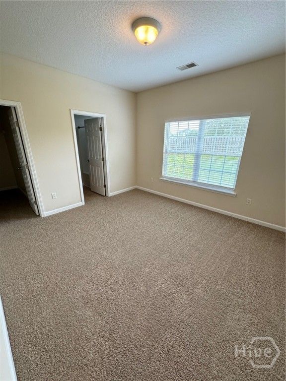 Image 11 of property listing at 260 Red Oak Drive, Richmond Hill, GA 31324