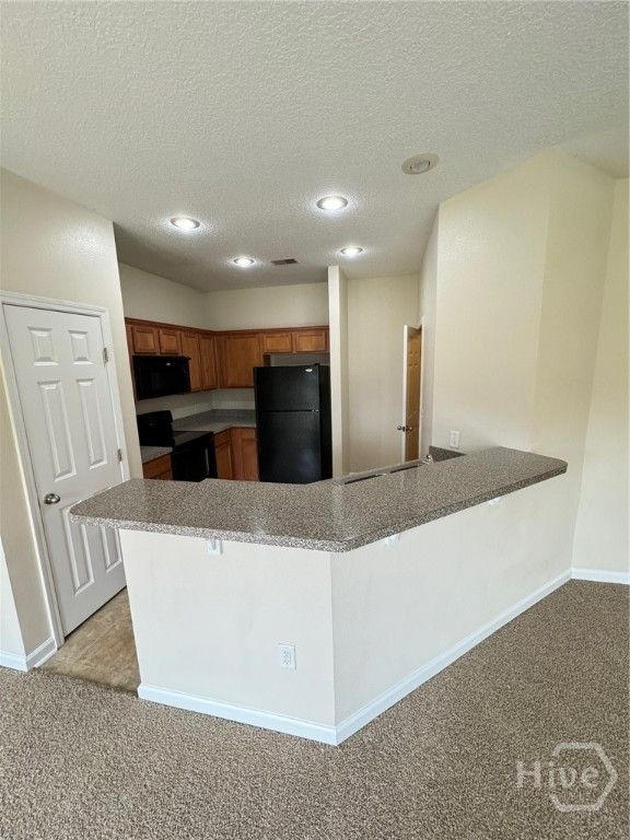Image 6 of property listing at 260 Red Oak Drive, Richmond Hill, GA 31324