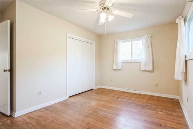 3600 Midway Dr, Cedar Rapids, IA 52405