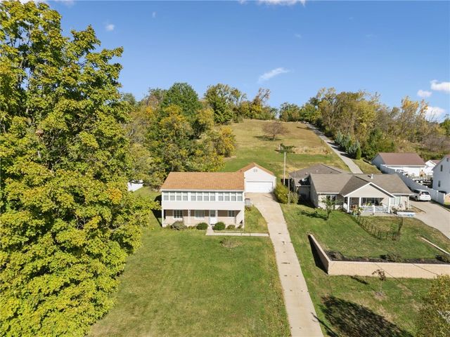 3600 Midway Dr, Cedar Rapids, IA 52405