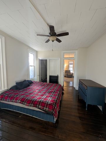 1128 Saint Vincent Avenue, Lasalle, IL 61301