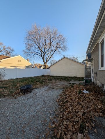 1128 Saint Vincent Avenue, Lasalle, IL 61301