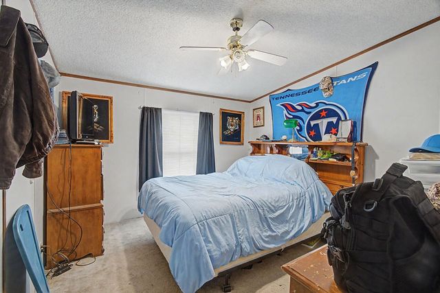 1955 Guthrie Rd, Guthrie, KY 42234