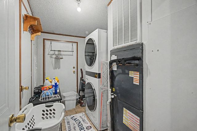 1955 Guthrie Rd, Guthrie, KY 42234