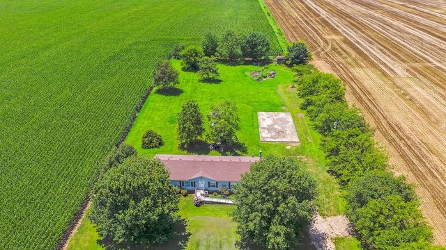 1955 Guthrie Rd, Guthrie, KY 42234