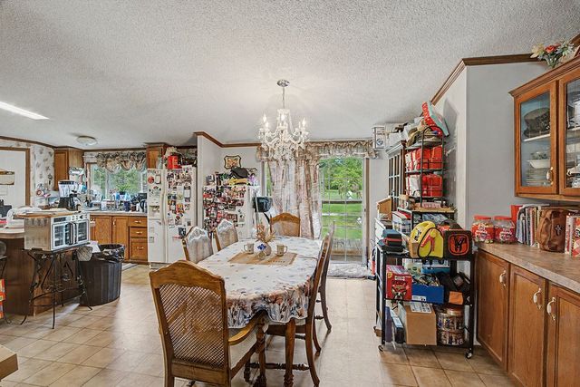 1955 Guthrie Rd, Guthrie, KY 42234