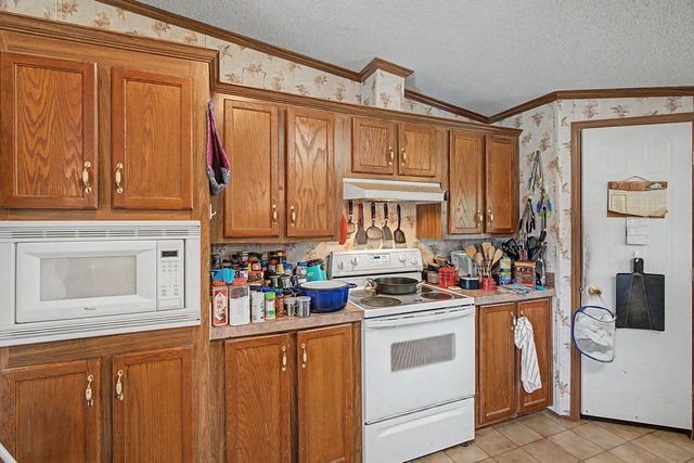 1955 Guthrie Rd, Guthrie, KY 42234