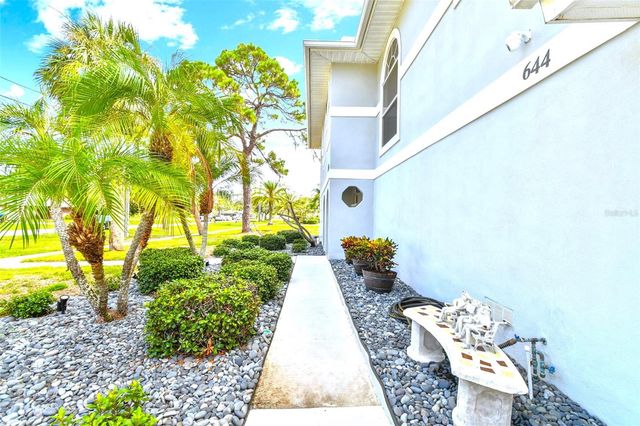 644 BAYSHORE DRIVE, Tarpon Springs, FL 34689