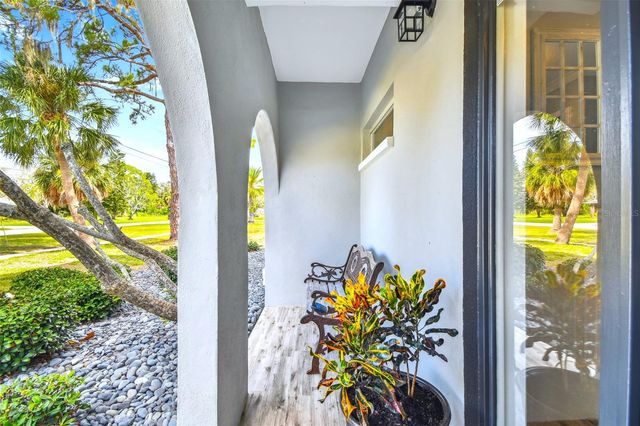 644 BAYSHORE DRIVE, Tarpon Springs, FL 34689