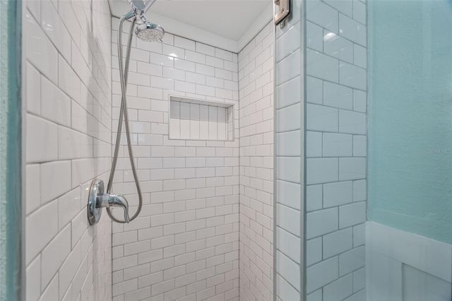 644 BAYSHORE DRIVE, Tarpon Springs, FL 34689