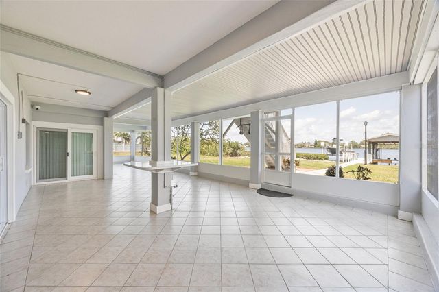 644 BAYSHORE DRIVE, Tarpon Springs, FL 34689