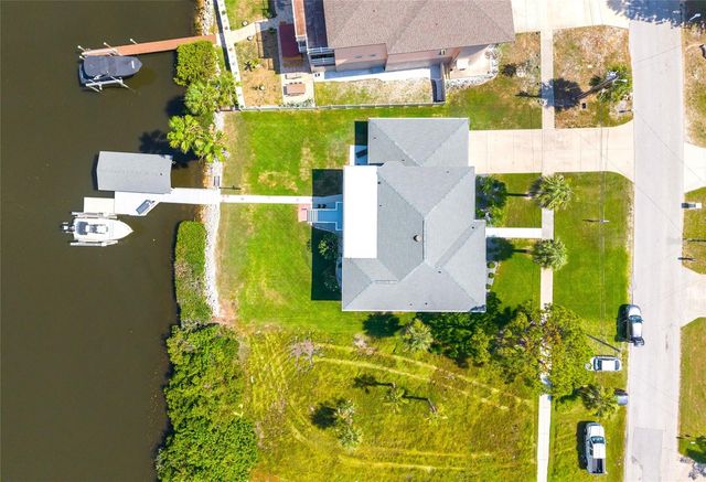 644 BAYSHORE DRIVE, Tarpon Springs, FL 34689