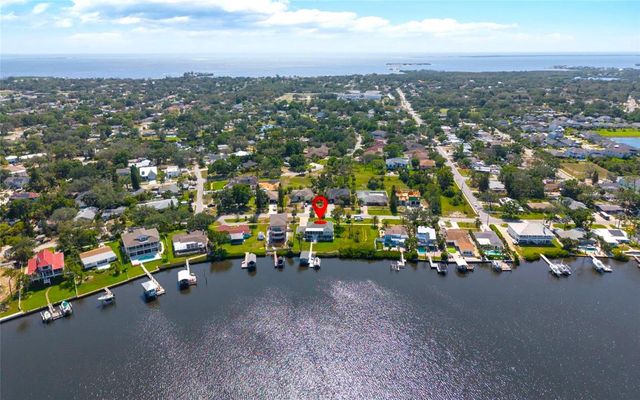 644 BAYSHORE DRIVE, Tarpon Springs, FL 34689