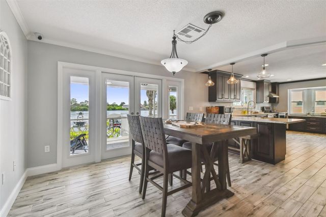 644 BAYSHORE DRIVE, Tarpon Springs, FL 34689