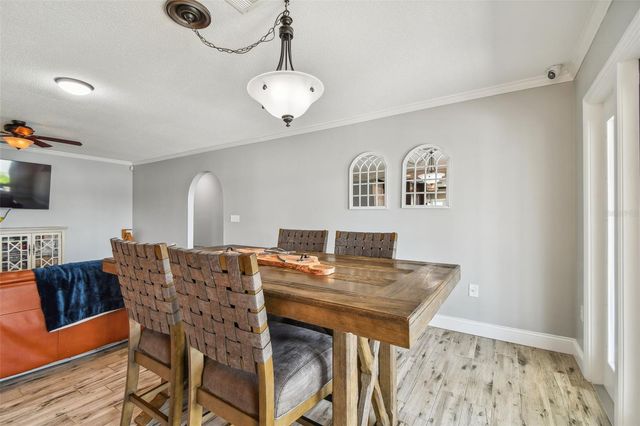 644 BAYSHORE DRIVE, Tarpon Springs, FL 34689