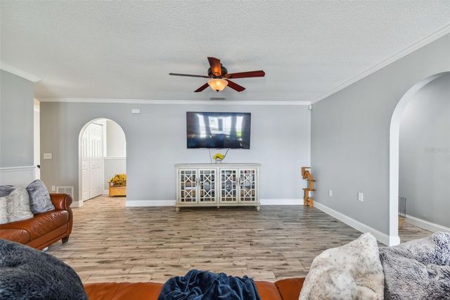 644 BAYSHORE DRIVE, Tarpon Springs, FL 34689