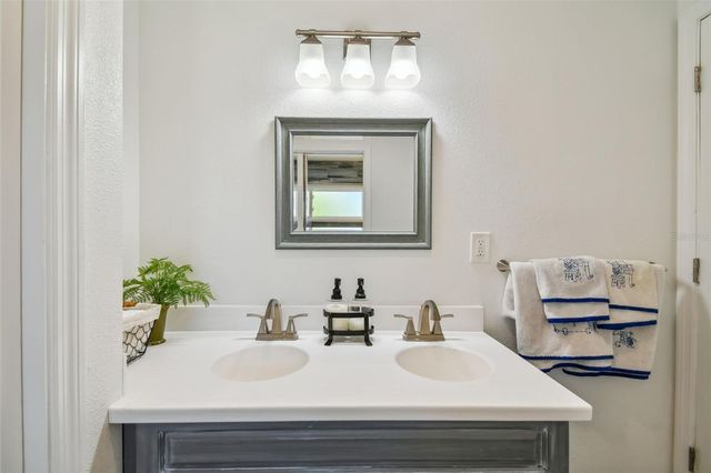 644 BAYSHORE DRIVE, Tarpon Springs, FL 34689