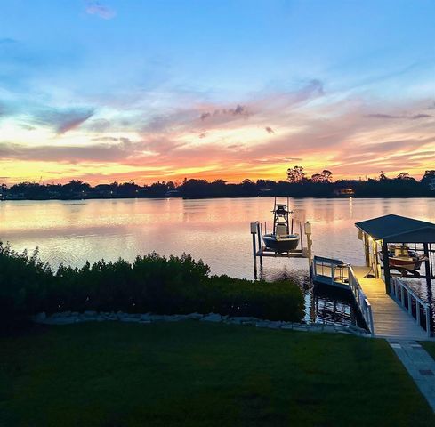 644 BAYSHORE DRIVE, Tarpon Springs, FL 34689