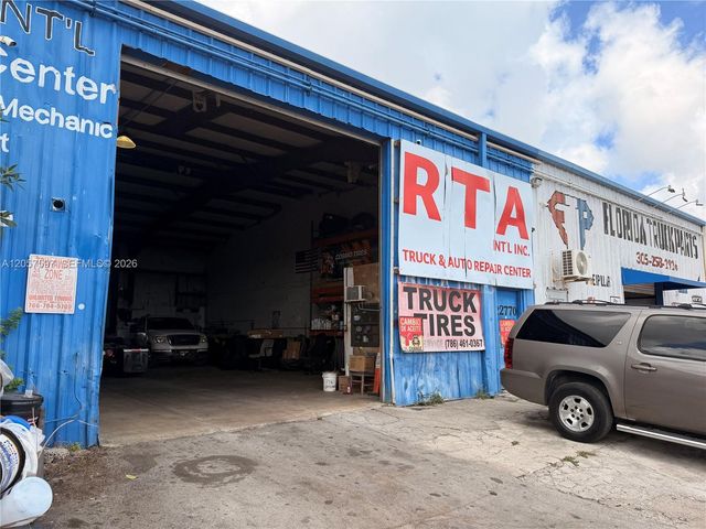 22770 S Dixie Highway, Miami, FL 33170