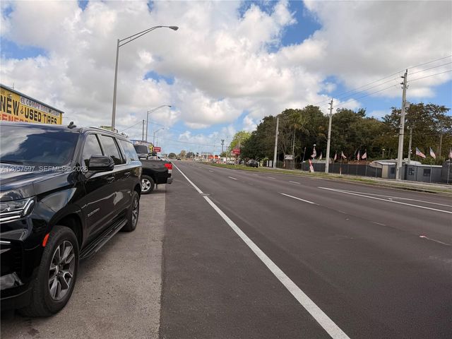 22770 S Dixie Highway, Miami, FL 33170
