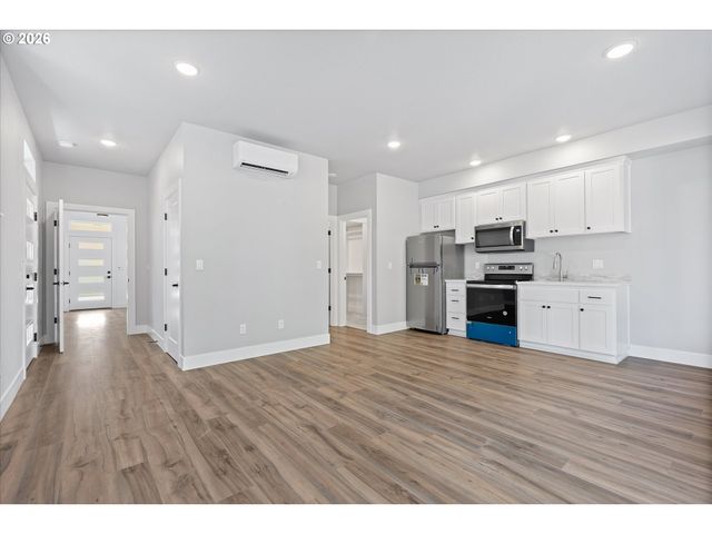 4148 Sw 174th Ave, Beaverton, OR 97078