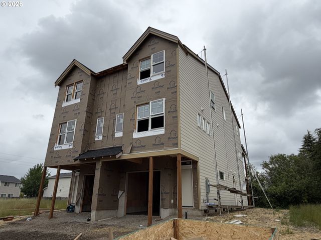 4148 Sw 174th Ave, Beaverton, OR 97078