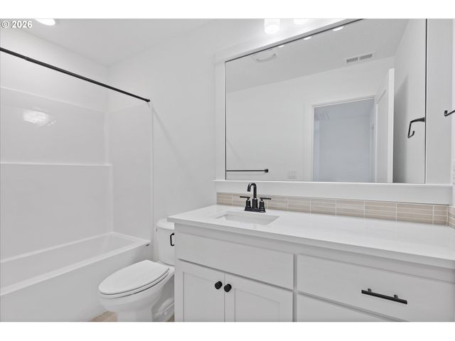 4148 Sw 174th Ave, Beaverton, OR 97078