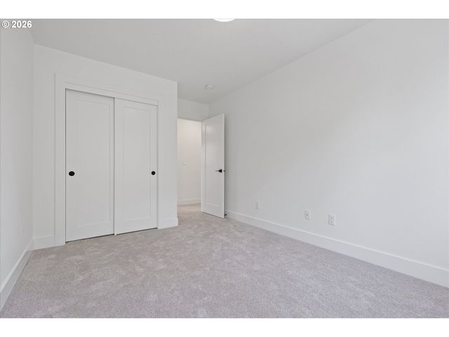 4148 Sw 174th Ave, Beaverton, OR 97078