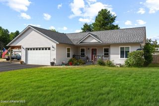 125 Rebeccas Way, Kootenai, ID 83840