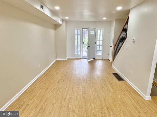 5712 DUNLAP ST, Philadelphia, PA 19131