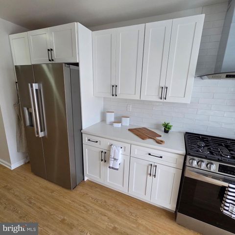 5712 DUNLAP ST, Philadelphia, PA 19131
