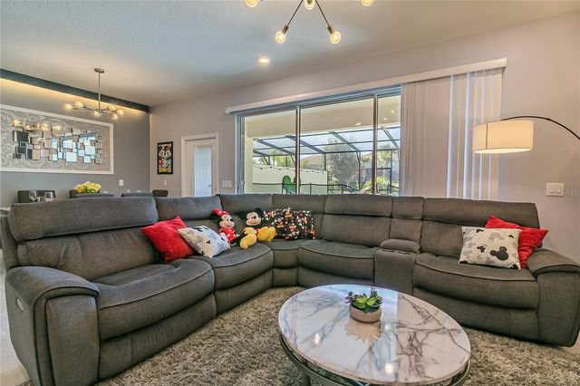 7451 OAKMOSS LOOP, Davenport, FL 33837