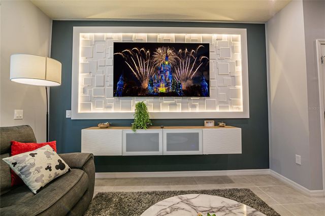 7451 OAKMOSS LOOP, Davenport, FL 33837