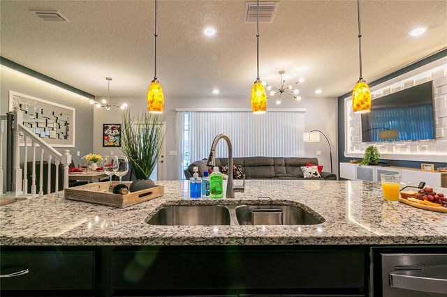 7451 OAKMOSS LOOP, Davenport, FL 33837