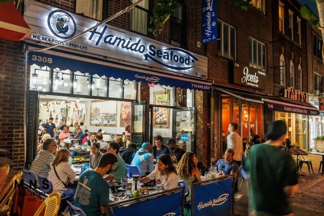 2254 46th St Apt 504, New York City, NY 11105