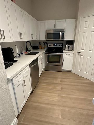 1948 SE 24th Ave, Homestead, FL 33035