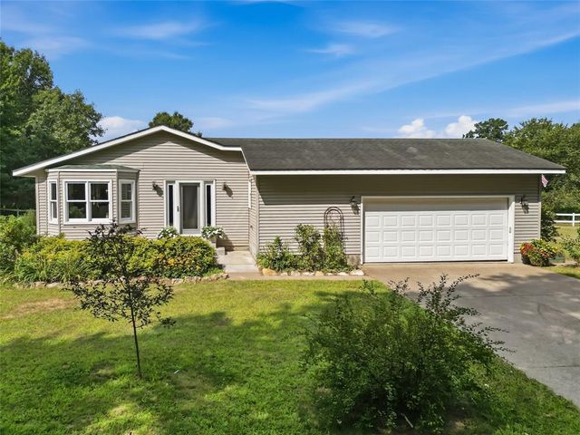 4535 W Hemlock Road, Mondovi, WI 54755