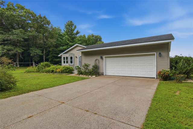 4535 W Hemlock Road, Mondovi, WI 54755