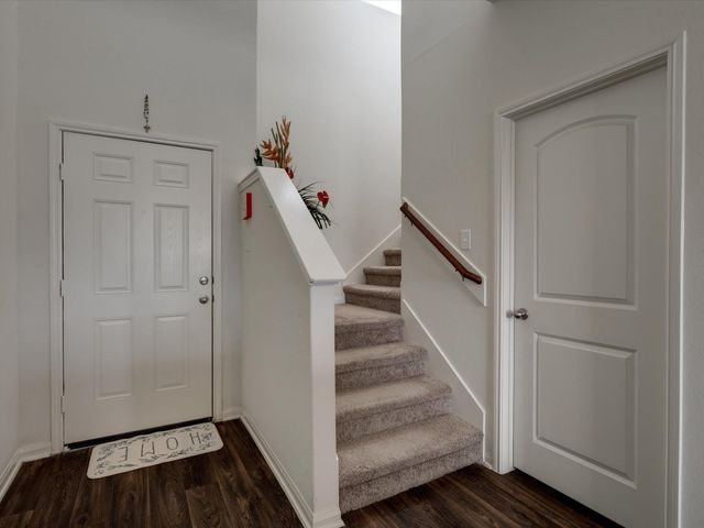 952 Lake View Circle W, Brookshire, TX 77423