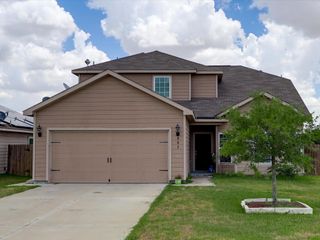 952 Lake View Circle W, Brookshire, TX 77423