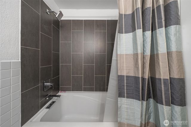 12617 125th Avenue Ct E, Puyallup, WA 98374