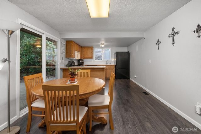 12617 125th Avenue Ct E, Puyallup, WA 98374