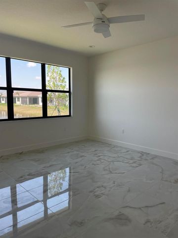 12450 SW Bungalow Lane, Port St. Lucie, FL 34987