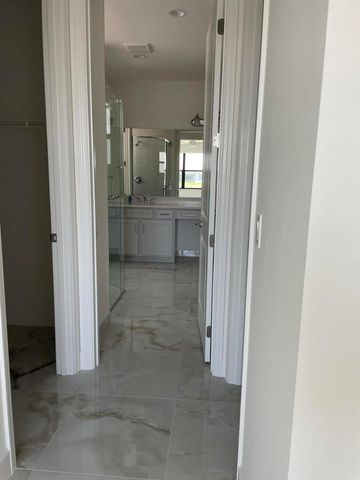 12450 SW Bungalow Lane, Port St. Lucie, FL 34987